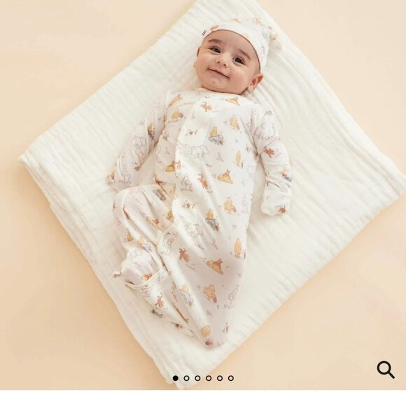 Magnetic Me Gown Baby Winnie the Pooh Take me home set w hat  NB Newborn - Picture 1 of 7